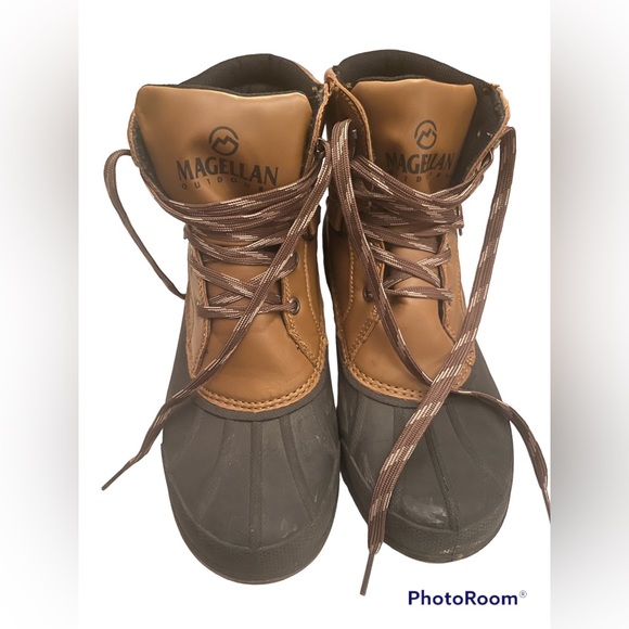 MAGELLAN OUTDOORS brand water duck-boots. Size 7D. NWOT. - Picture 5 of 7